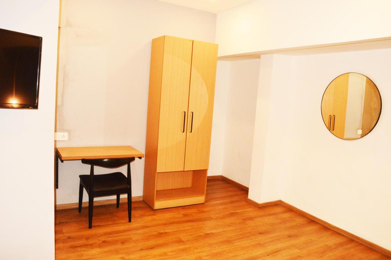 Hotel Orient Avenue Nagpur Bagian luar foto