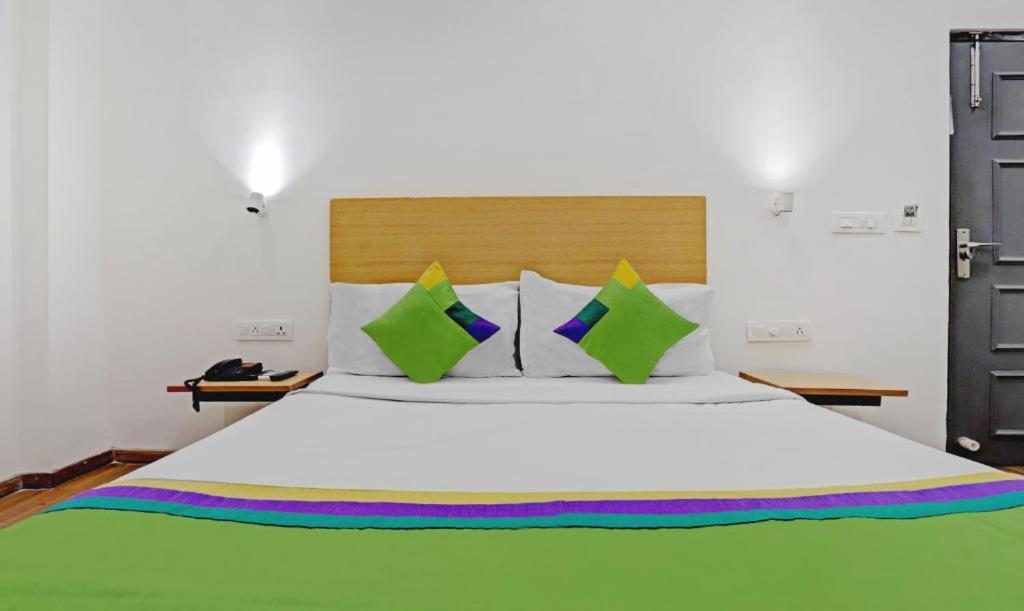 Hotel Orient Avenue Nagpur Bagian luar foto